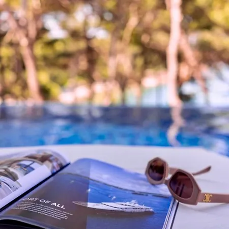Charming Perfect Blend Of Luxury And Tranquility Casa de Férias Ražanj