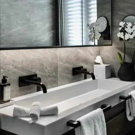 Charming Perfect Blend Of Luxury And Tranquility