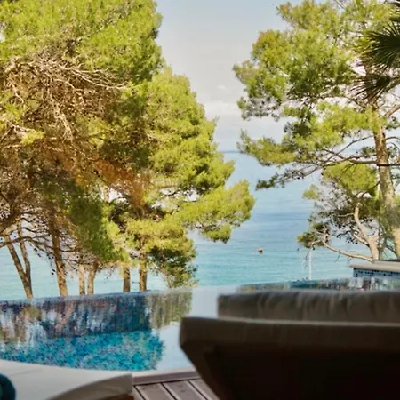 Charming Perfect Blend Of Luxury And Tranquility *